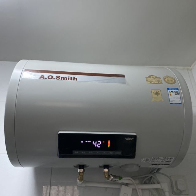 ao史密斯aosmith60升电热水器cewh60p10b