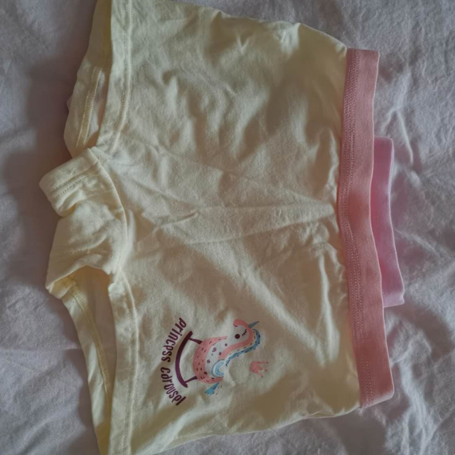 小红豆童装女童内裤纯棉短裤中大童女孩宝宝三角裤短裤头3条装