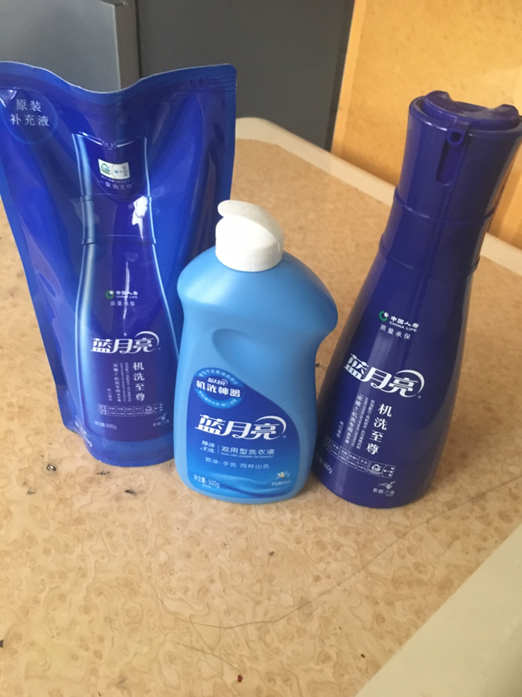 蓝月亮 机洗洗衣液5瓶套装 2kg瓶+1kg瓶+500g瓶+旅行装80g瓶*2 薰衣草香 风清白兰香 轻松去渍 护色增艳晒单图