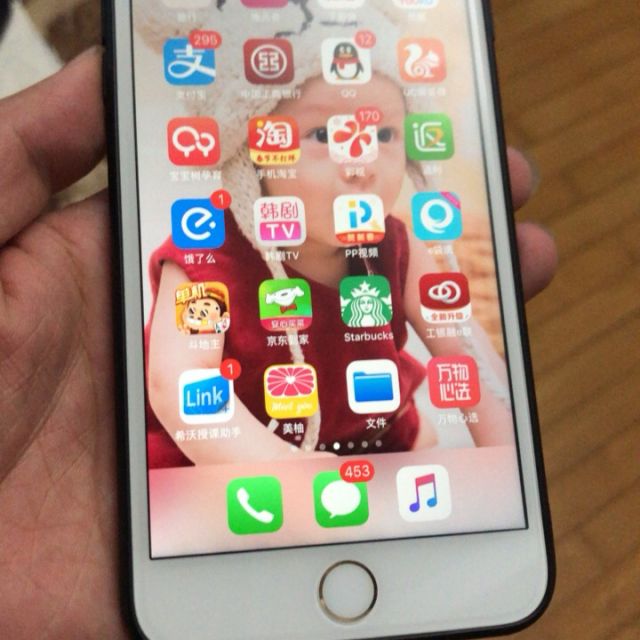 苹果iphone7plus手机更换屏幕总成内屏碎显示异常触摸不灵敏到店维修