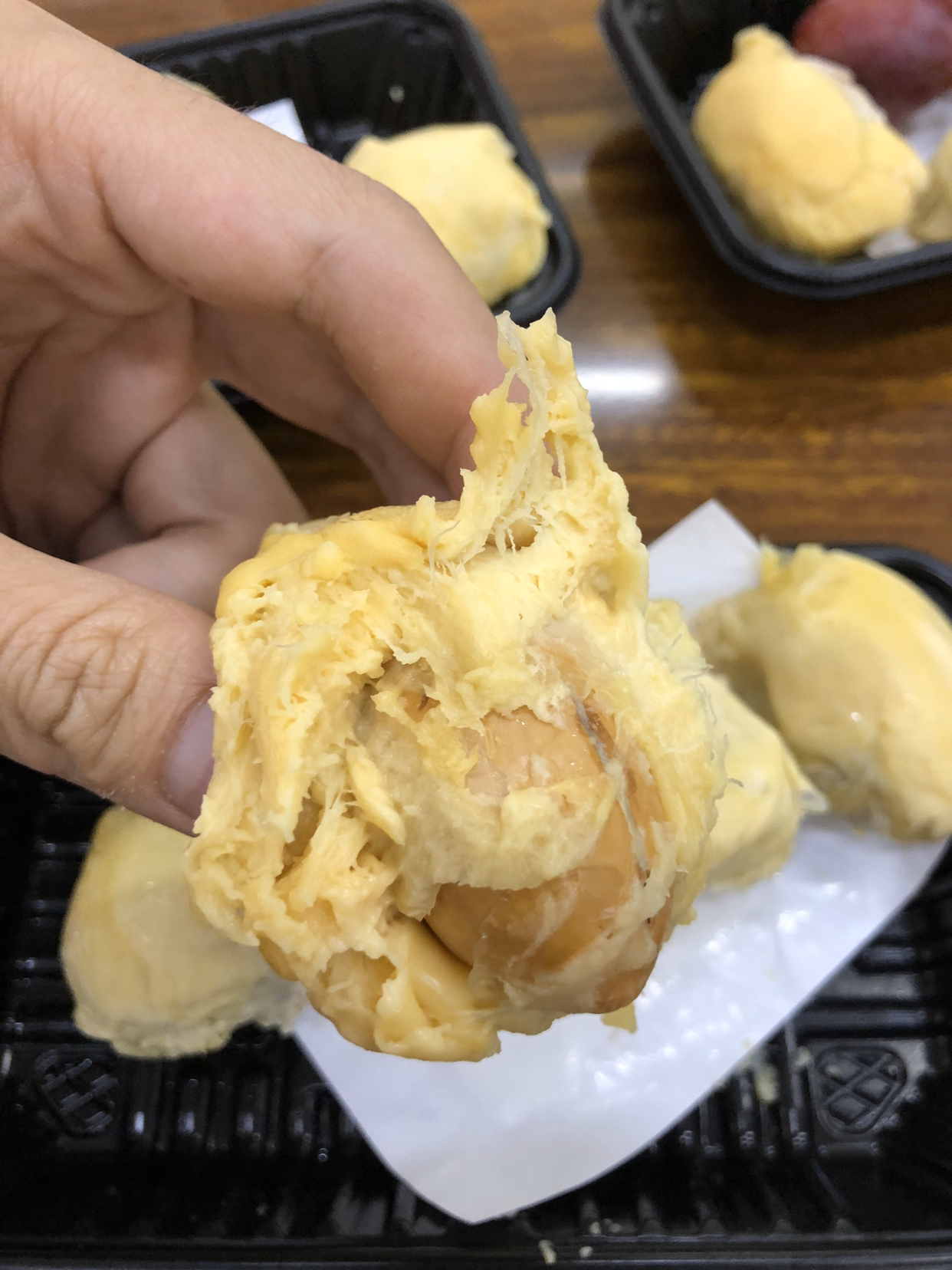 留口福 新鲜榴莲马来西亚苏丹王液氮冷冻果肉 300克/盒 新鲜热带水果