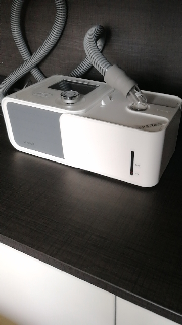 鱼跃(yuwell)全自动呼吸机 yh-560睡眠打呼噜止鼾器 正压单水平全自动