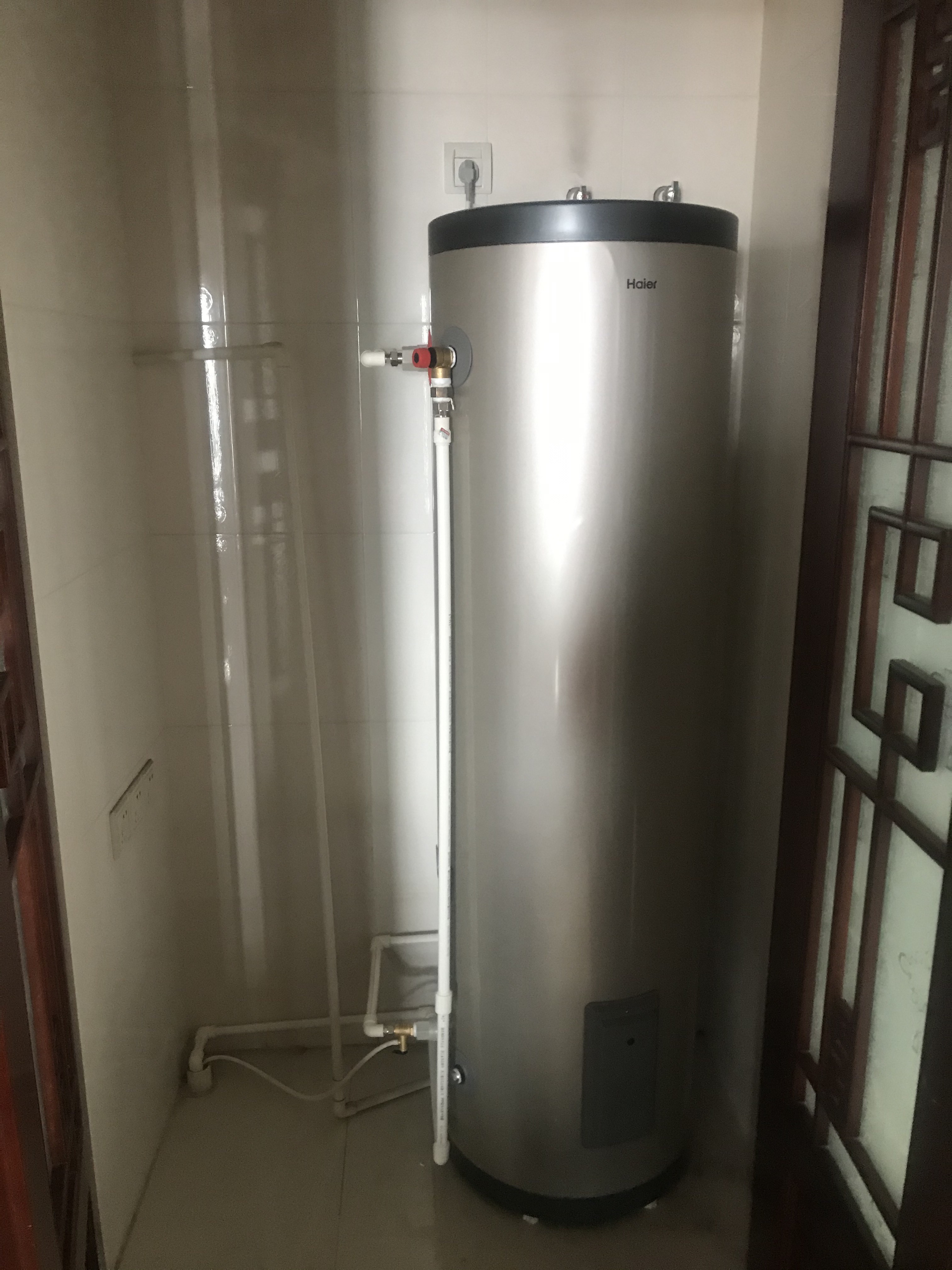 haier/海尔 es200f-lc 全屋用水储水式竖式落地中央电热水器200升大