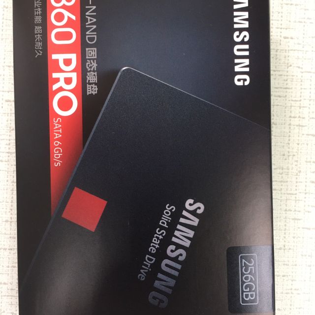 三星(samsung)860 pro 256gb sata接口2.