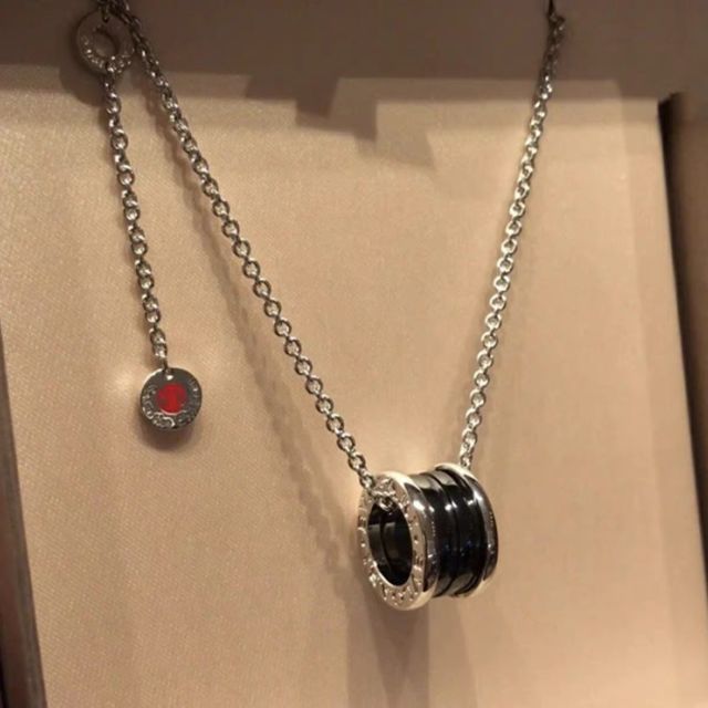 bvlgari宝格丽项链男女均可小红人黑色慈善项链挂坠925银送礼送男友送