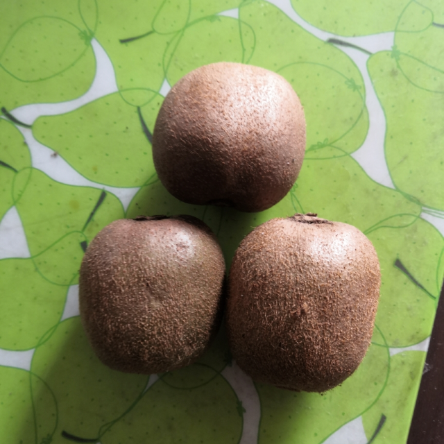 毛鸡蛋2件起售智利进口绿心奇异果6枚单果7080g新鲜水果绿心猕猴桃