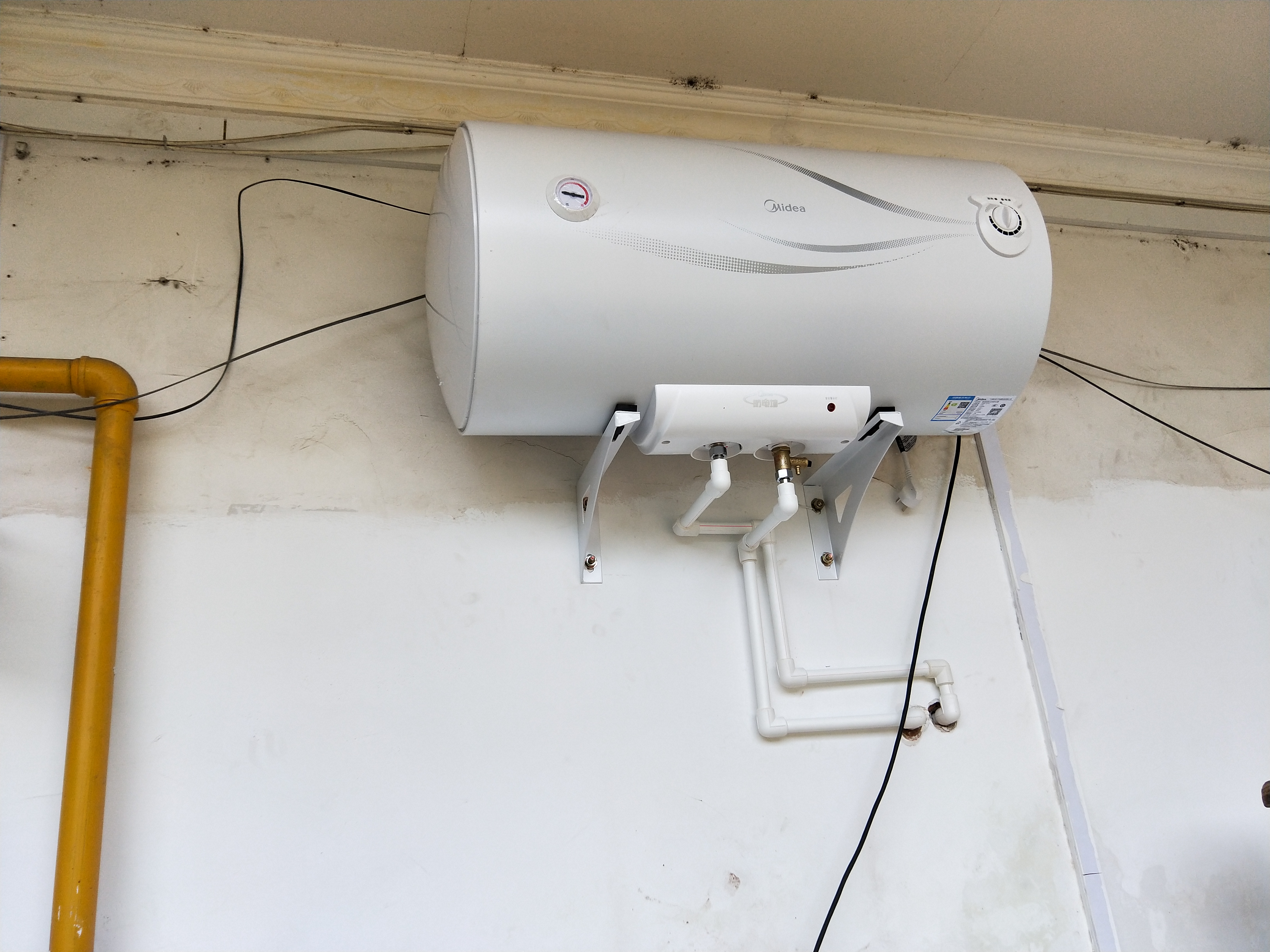 美的(midea)f100-21a1 100升大容量家用/商用 安全防电墙经济适用 电