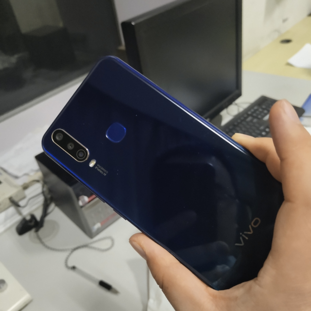 vivou3x4gb64gb深湖蓝5000mah大电池18w双引擎闪充骁龙665处理器全