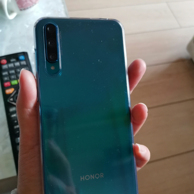 华为/荣耀(honor)20青春版 6gb 128gb 蓝水翡翠 全网通移动联通电信4g