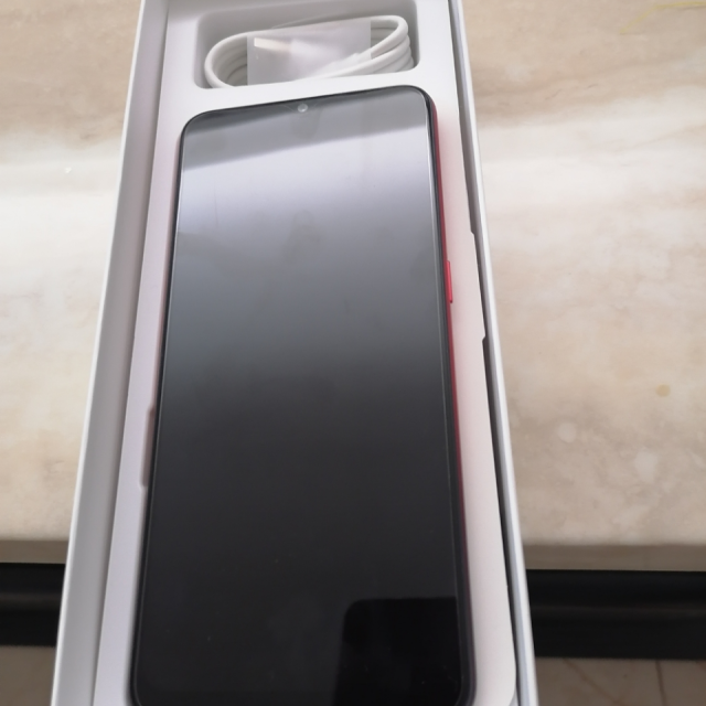 送智能手环oppoa8手机石榴红4g128g