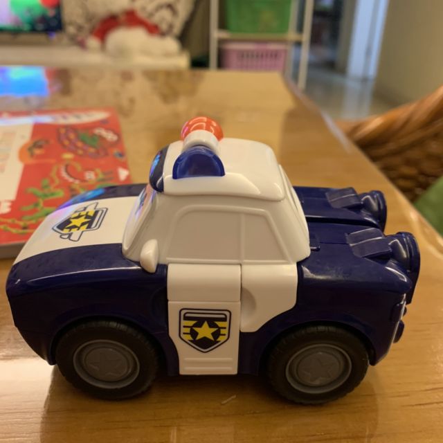 奥迪双钻auldey超级飞侠男孩女孩儿童玩具变形机器人贝警员730233