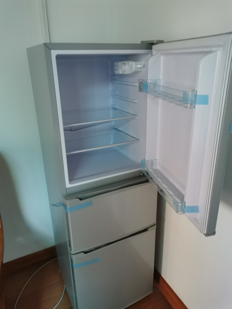 志高(chigo)bcd-180 180升小型双门迷你小冰箱 家用三开门电冰箱 节能