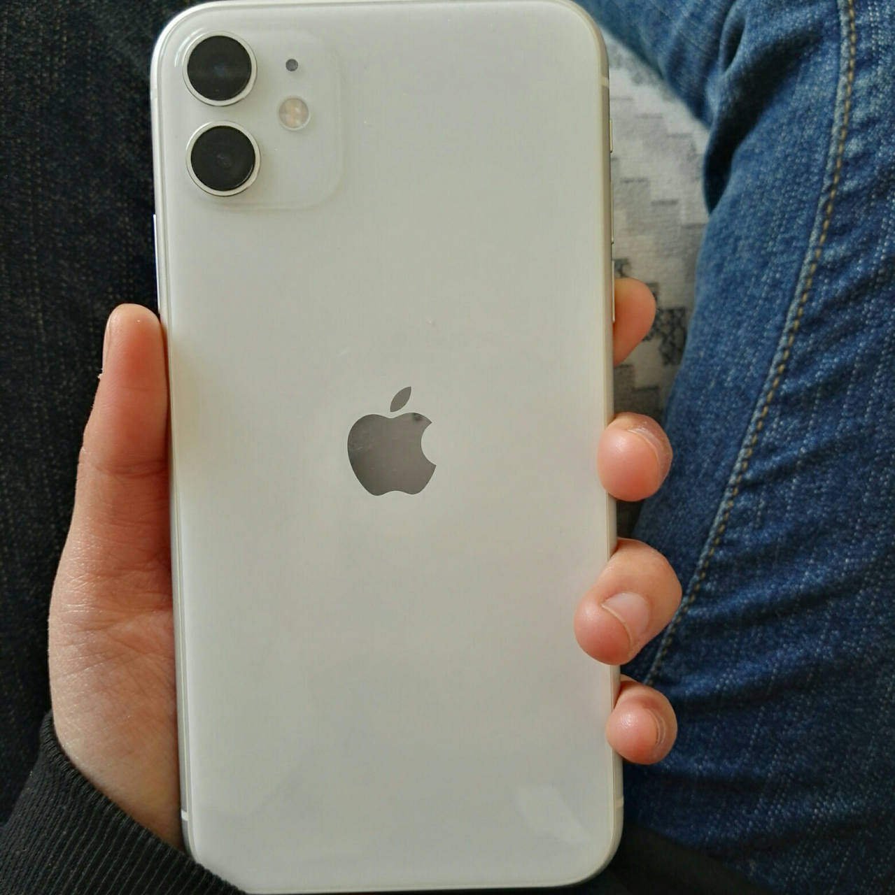 [全新原装正品]苹果Apple iPhone 11移动电信4G智能手机美版有锁配合卡贴解锁64GB 白色[裸机]晒单图