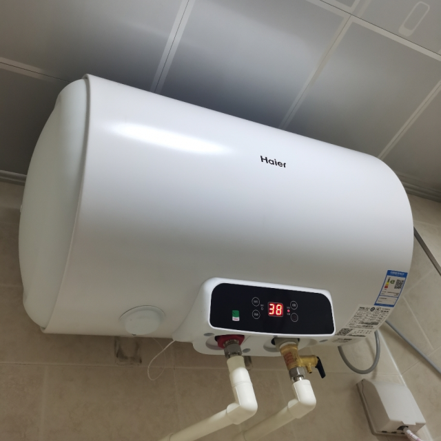 海尔(haier)电热水器 ec5002-q6 家用50升短款卫生间速热小型储水洗澡