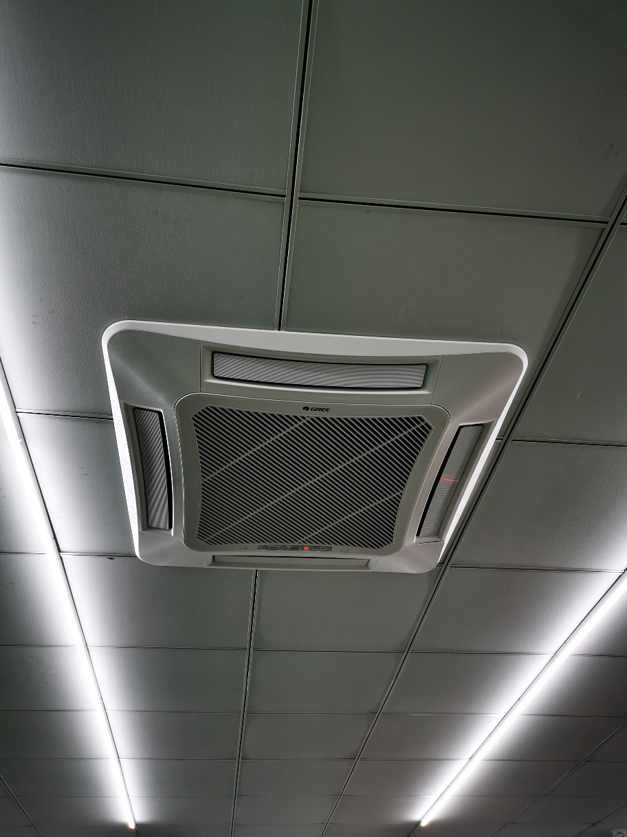 (gree)格力空调5匹定频 天井机/吸顶机 八面出风380v 电kfr-120tw