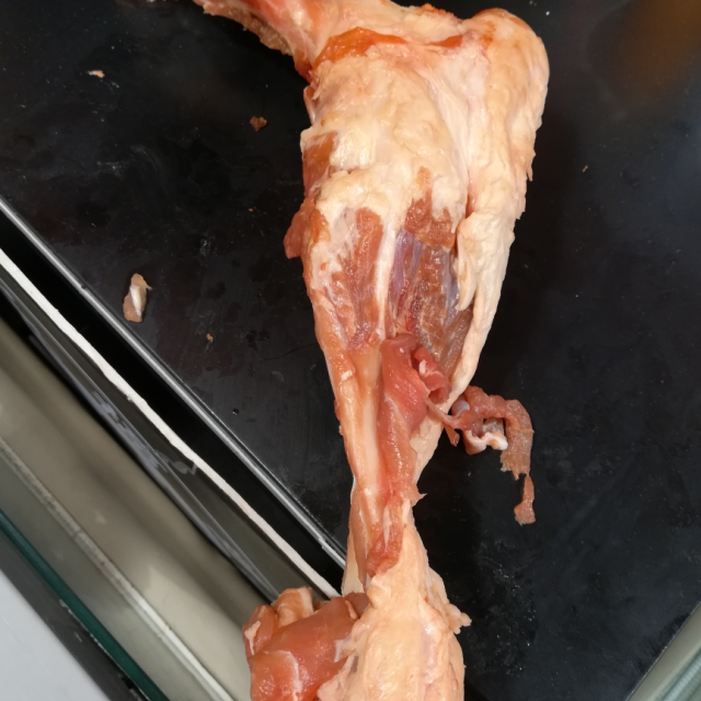 家乐福散装带肉前腿骨猪肉促销价格太实惠了,一-苏宁易购