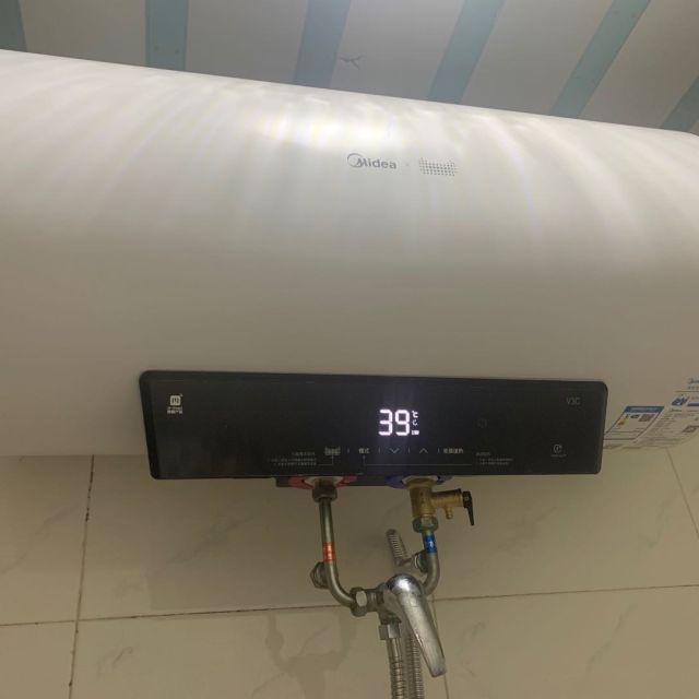 midea/美的电热水器f6021-v3c家用 小型储水式 速热 智能变频 高清大