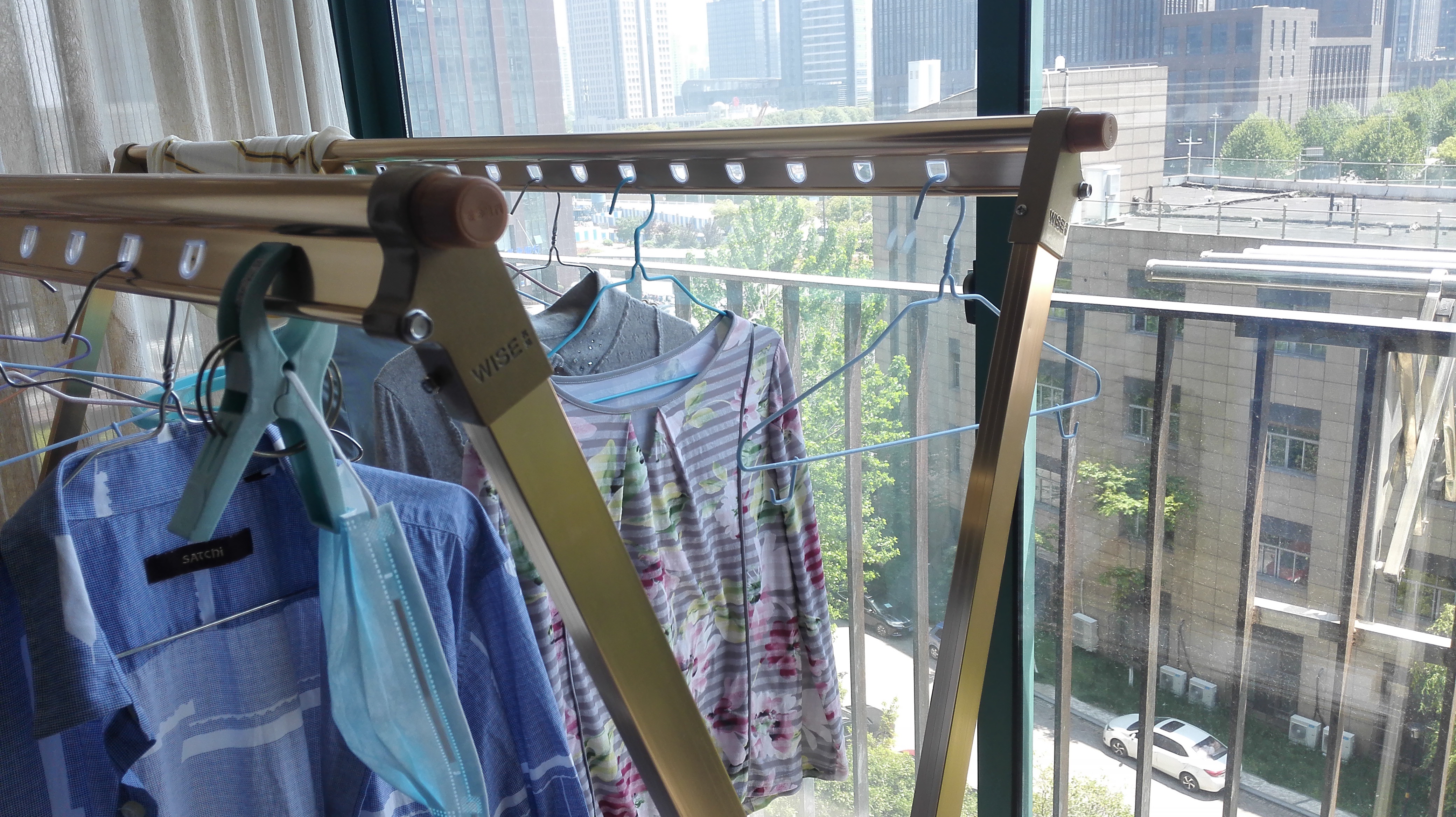 铝合金晾衣架落地折叠