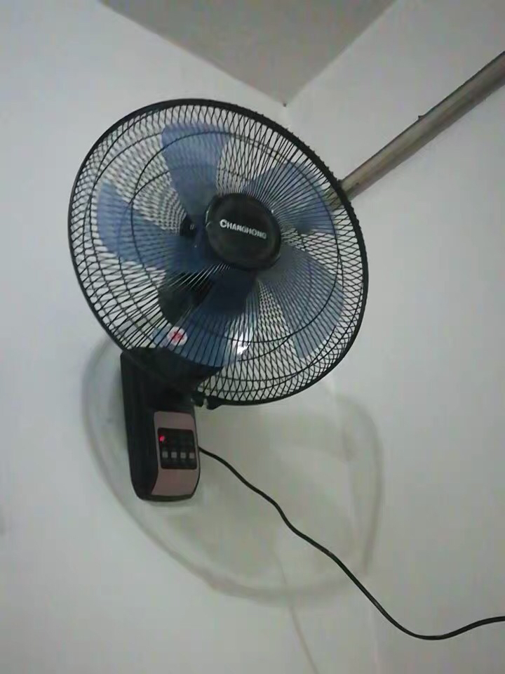 长虹壁壁扇cfs-ld3015rft 三档风速 广角送风 强劲风力 壁挂式电风扇