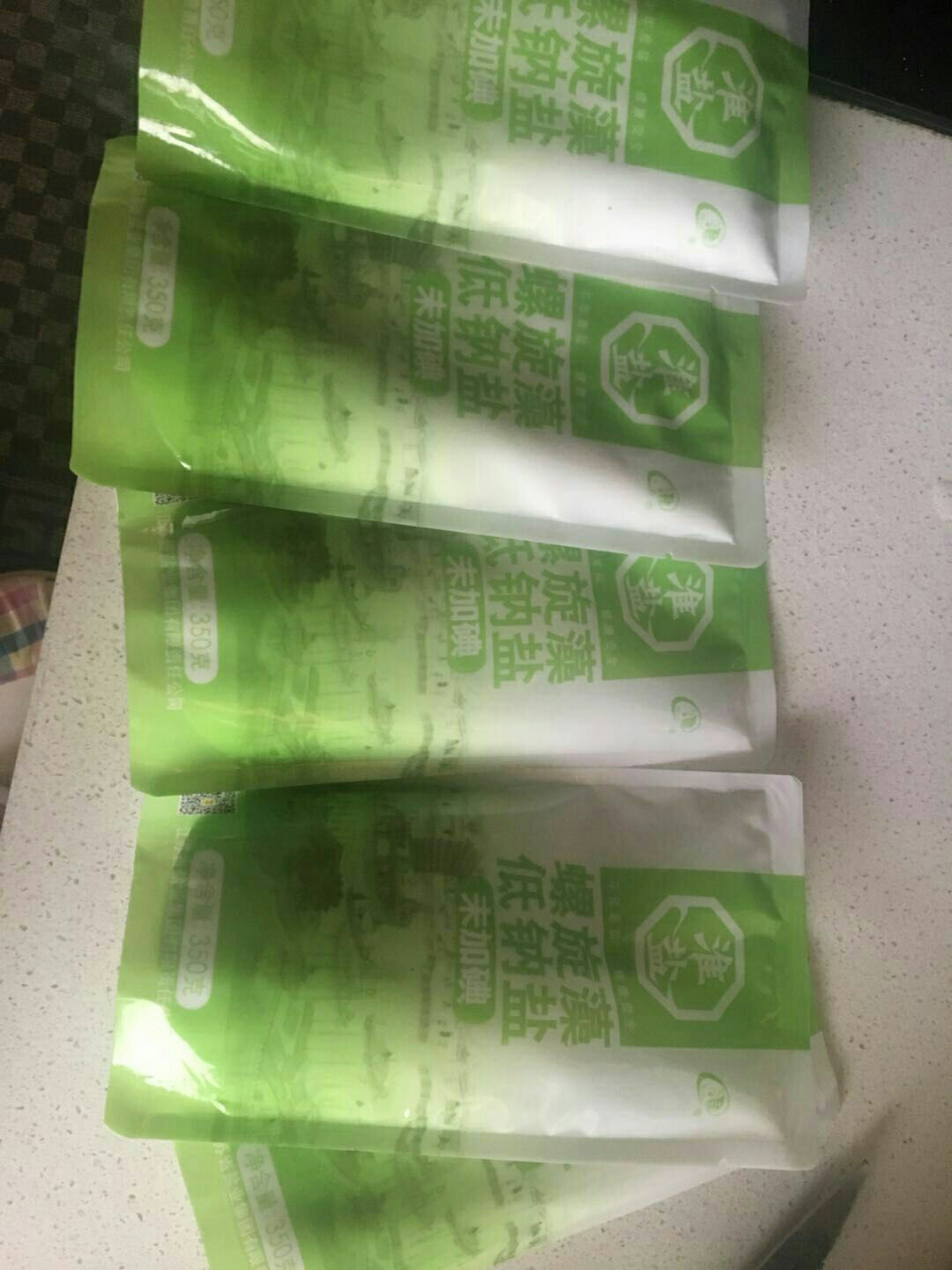 淮盐螺旋藻低钠盐食用盐350gx6袋无碘盐未加碘盐不含碘盐家用食盐晒单