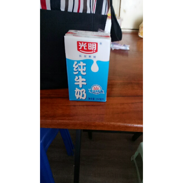 光明牌950ml致优全鲜乳