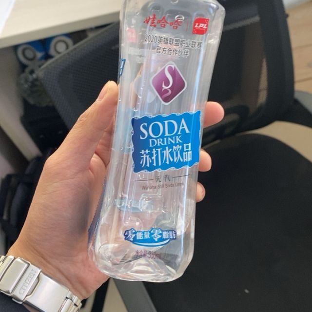 6月產娃哈哈蘇打水350ml12瓶整箱弱鹼性蘇打水