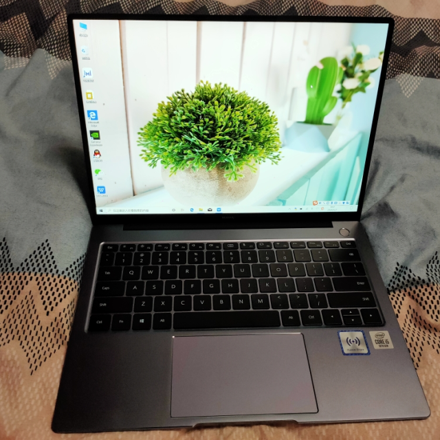 华为(huawei) matebook 14英寸 2020款 i5 16gb 512gb 深空灰 windows