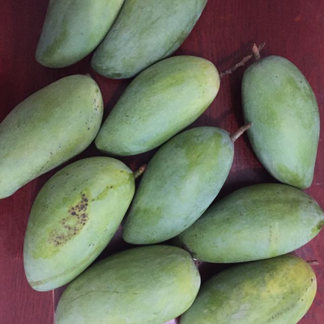 9斤带箱10左右)新鲜水果坏果包赔【需自然催熟】芒果虽然快递真的很慢