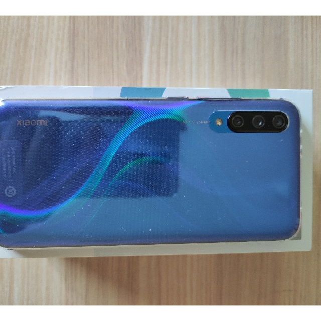 小米mi小米cc9e6gb128gb蓝色深蓝星球全网通移动联通电信4g手机屏幕