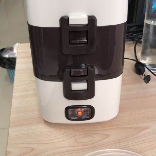 苏泊尔(supor)蒸煮饭盒dh04fd810电热饭盒 分隔式304不锈钢内胆 2l