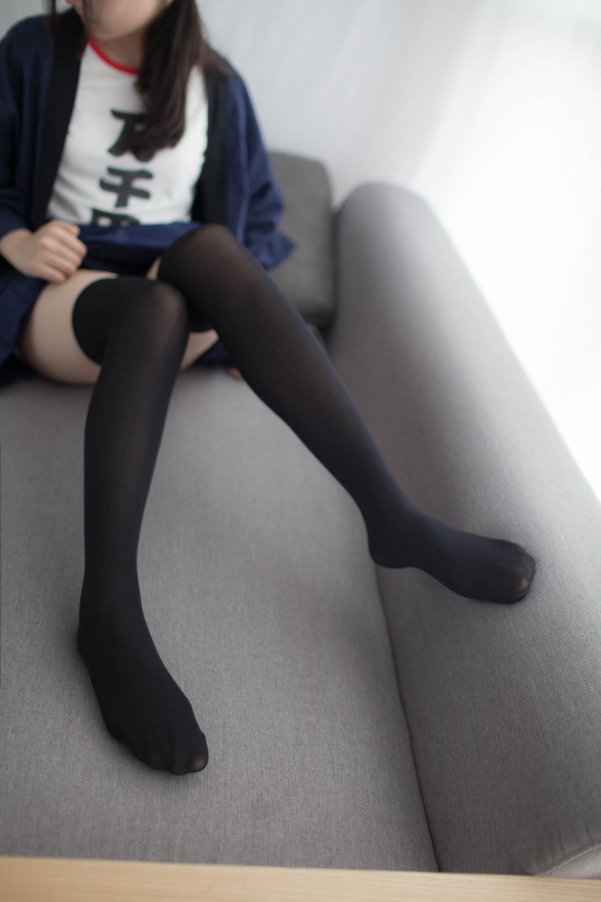 少女秩序 VOL.006 新买的黑丝 兔玩映画 第43张