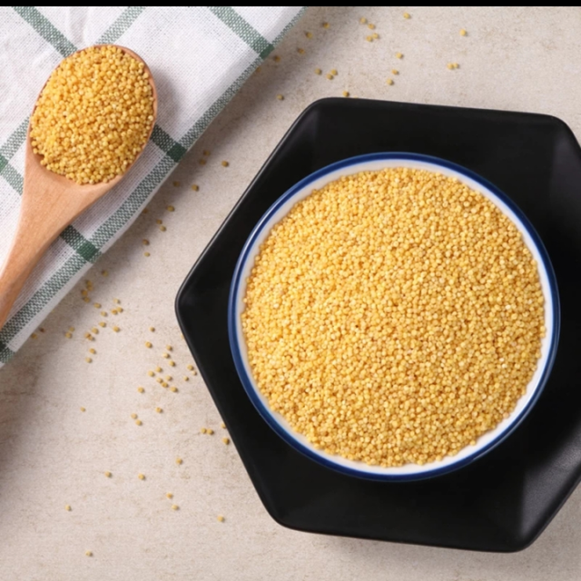 十月稻田东北黄小米1kg煮粥蒸饭伴侣五谷杂粮宝宝米