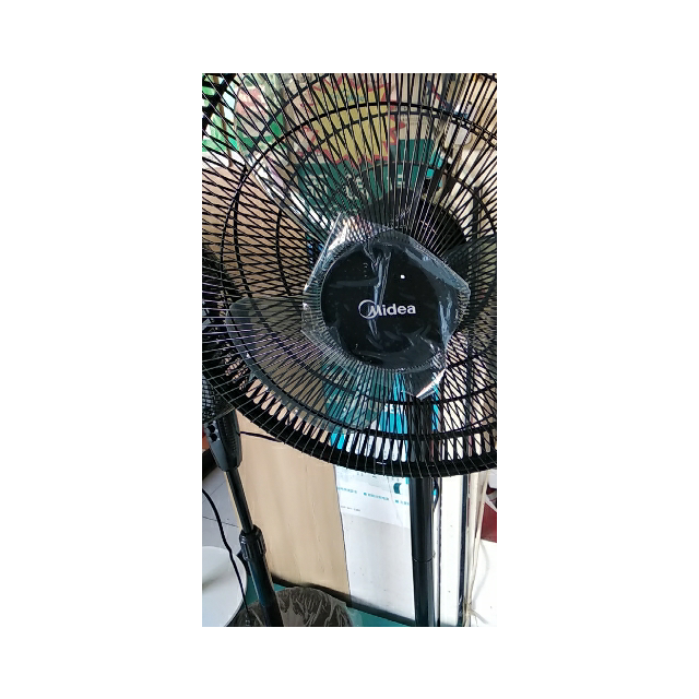 美的电风扇fs40-18c三档可调 落地扇 电风扇 摇头 低噪静音 大功率