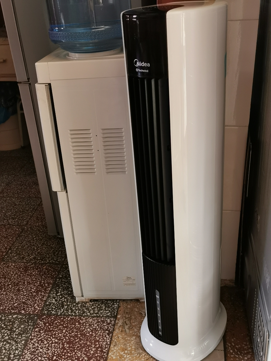 美的(midea) 冷风扇 aac12ar 单冷空调扇 快速制冷塔扇 7l大水箱 广域