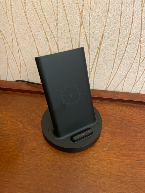 小米(mi) 小米立式无线充电器 通用快充20w 小米充电器 黑色 无线闪充