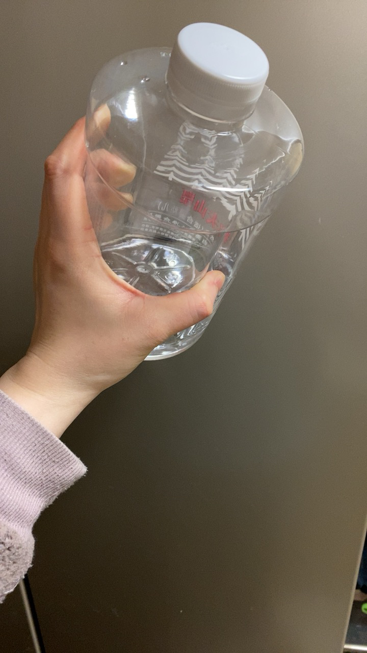 农夫山泉饮用天然水 婴儿水 母婴水1l*12瓶 低钠淡矿 适合婴幼儿 箱装