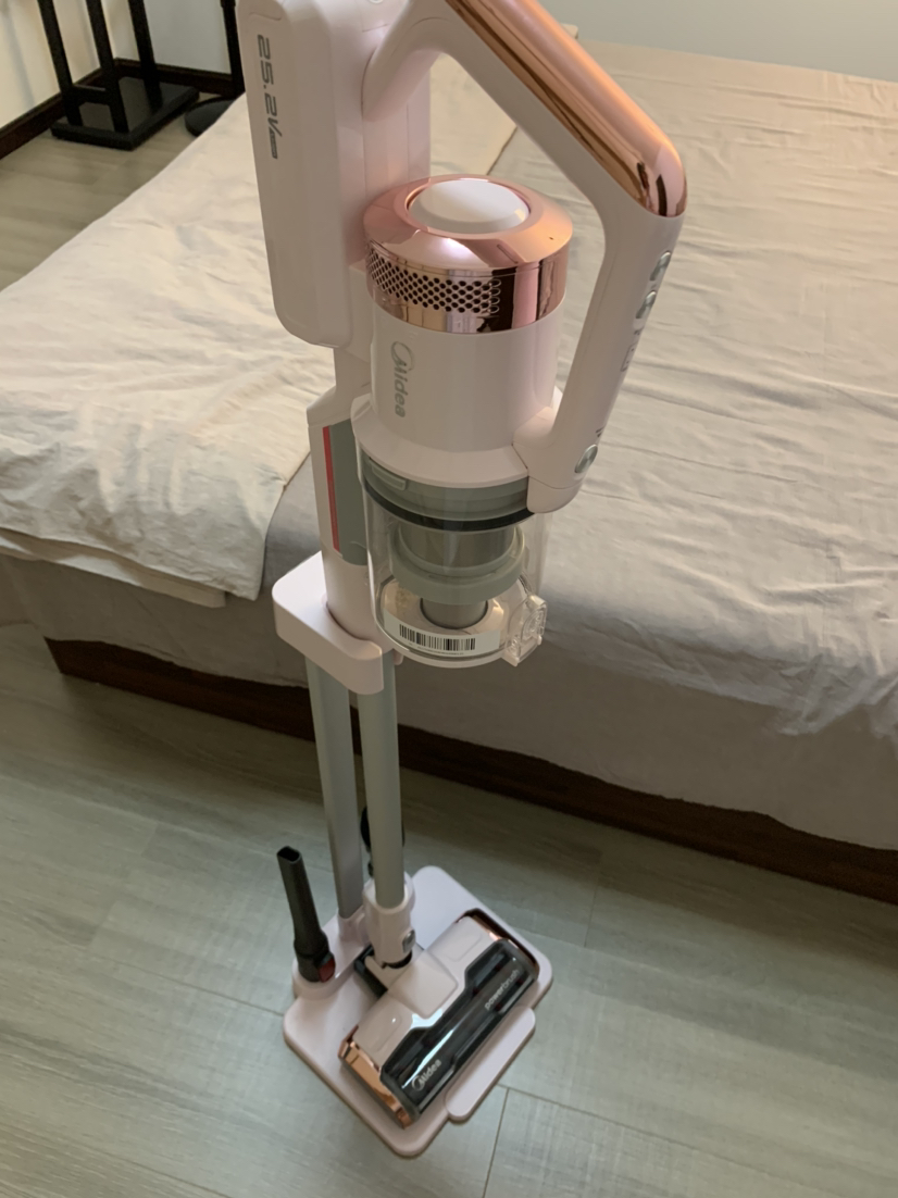 美的的迷你吸尘器