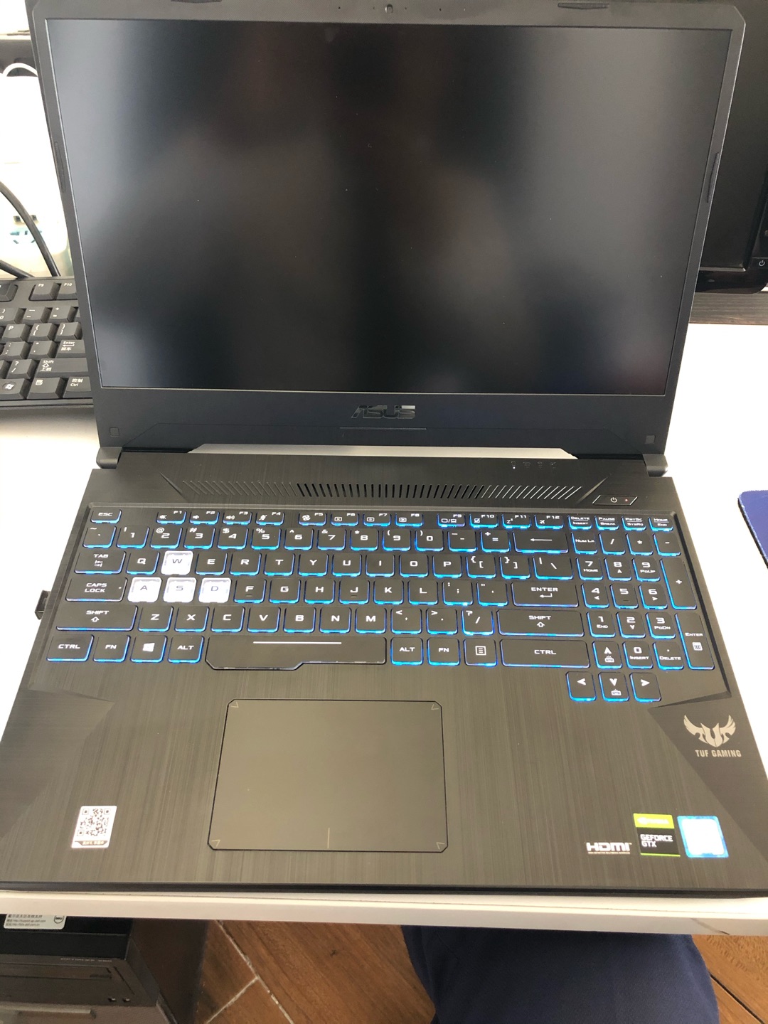 华硕(asus)飞行堡垒7代(九代酷睿i7-9750h 16g内存512gb固态 gtx1650