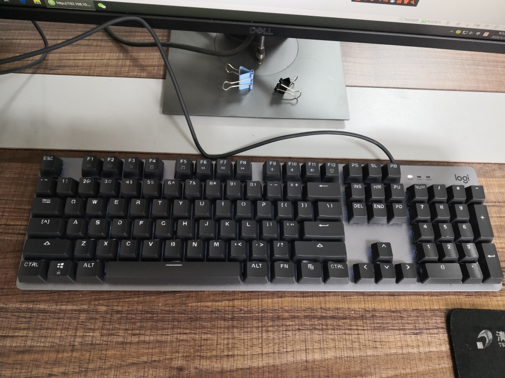 罗技k845 机械键盘 有线键盘 办公键盘 全尺寸 单光 黑色 青轴晒单图