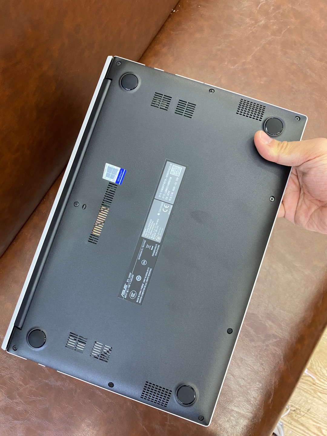 华硕(asus)vivobook14(新amd a9-9400 8g内存 256gb固态 2g独显 白色)
