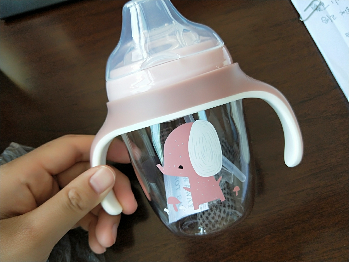 宝宝学饮杯 夏季喝水婴幼儿防倒吸重力杯 儿童带手柄鸭嘴杯210ml 樱粉