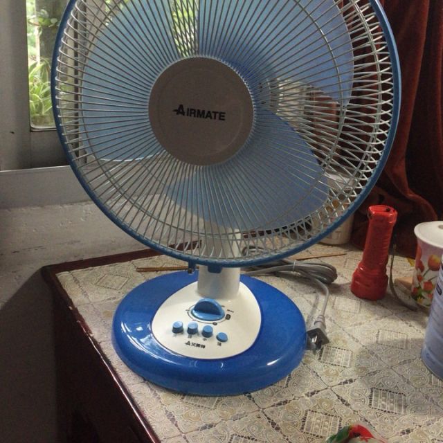 airmate艾美特电风扇fdw09t2机械版台扇琴键式按键蓝色支持摇头倾倒