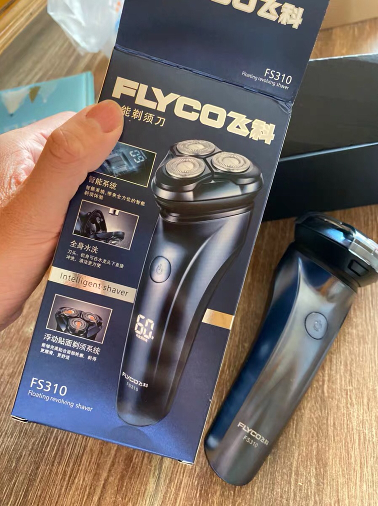 【保价30天】飞科(flyco)电动剃须刀 fs310 全身水洗 浮动三刀头 男士