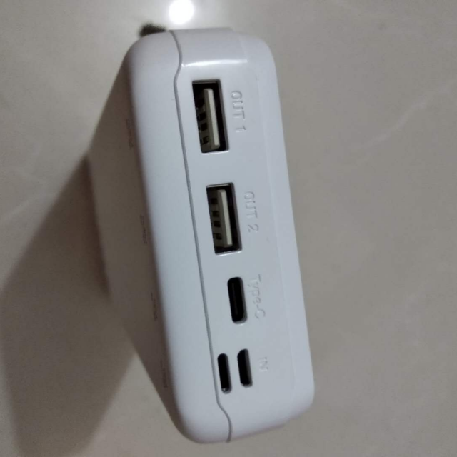 品胜充电宝30000毫安大容量户外移动电源小米10pro华为苹果11手机