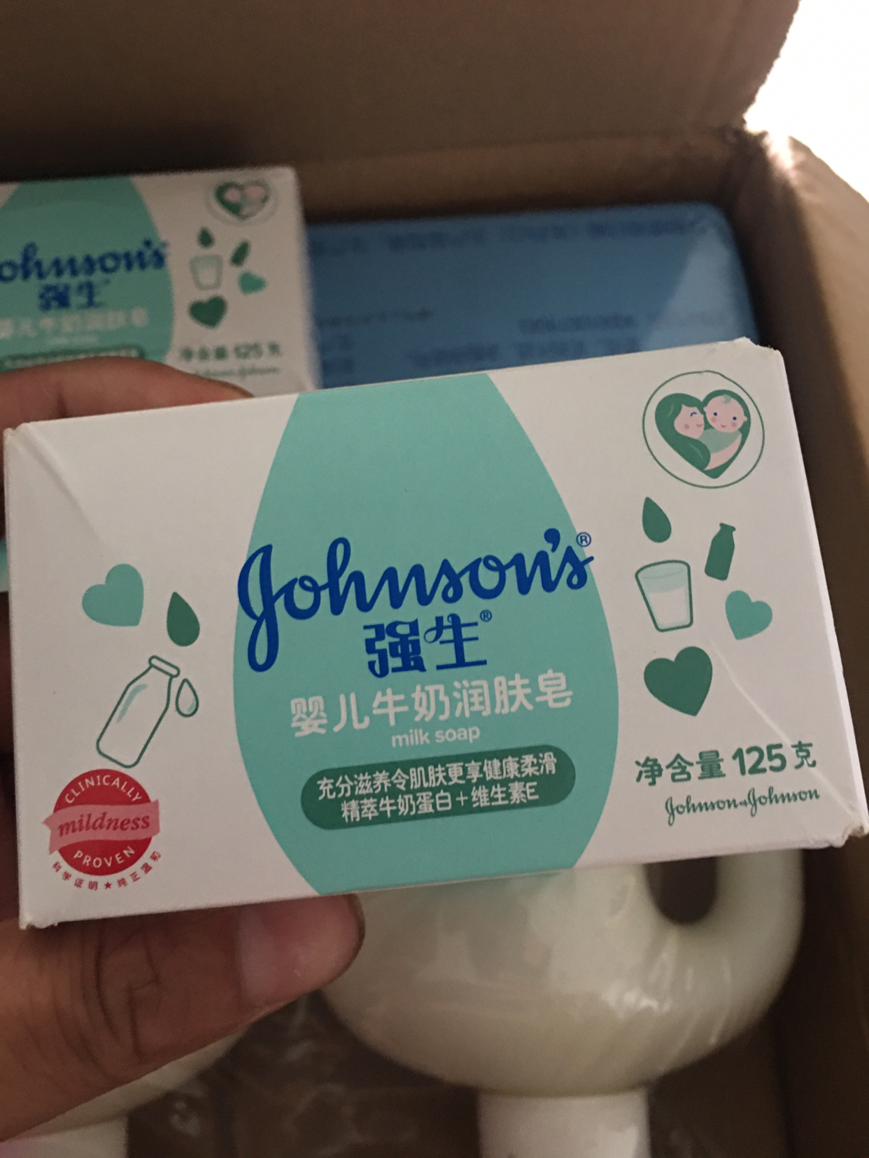 强生婴儿牛奶沐浴露1l*2儿童宝宝洗澡液沐浴乳洗护家庭装晒单图