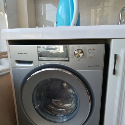 松下(panasonic)xqg100-e155h 10公斤全自动滚筒洗衣机纤薄变频 家用