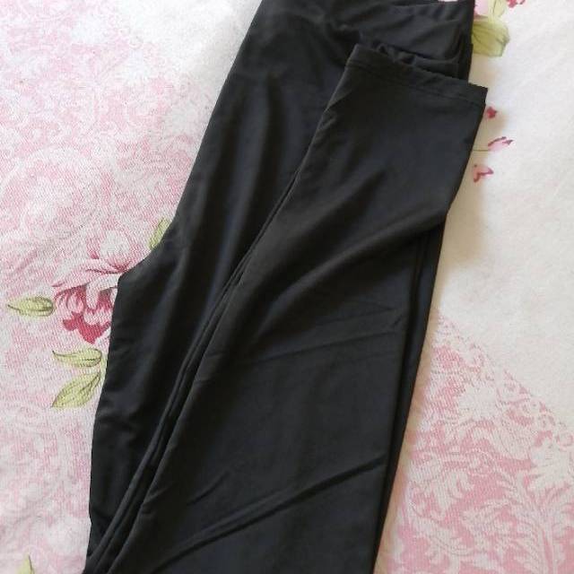 > 面膜裤冰丝打底裤女外穿夏季薄款黑色显瘦紧身弹力九分裤运动裤商品