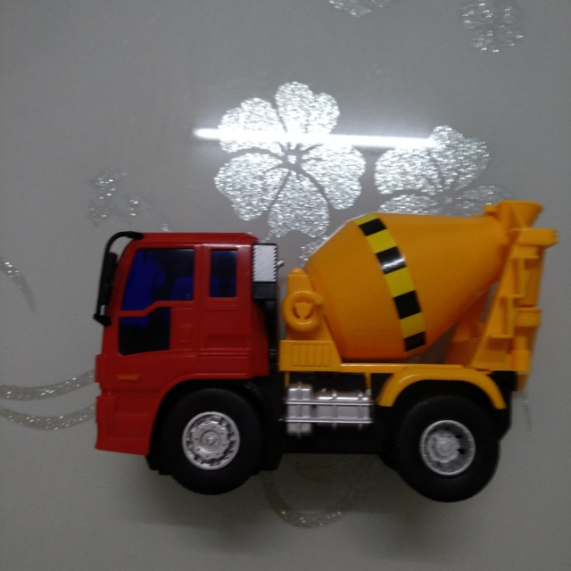 力利惯性工程车小型水泥搅拌车儿童玩具车模型男孩宝宝礼物仿真