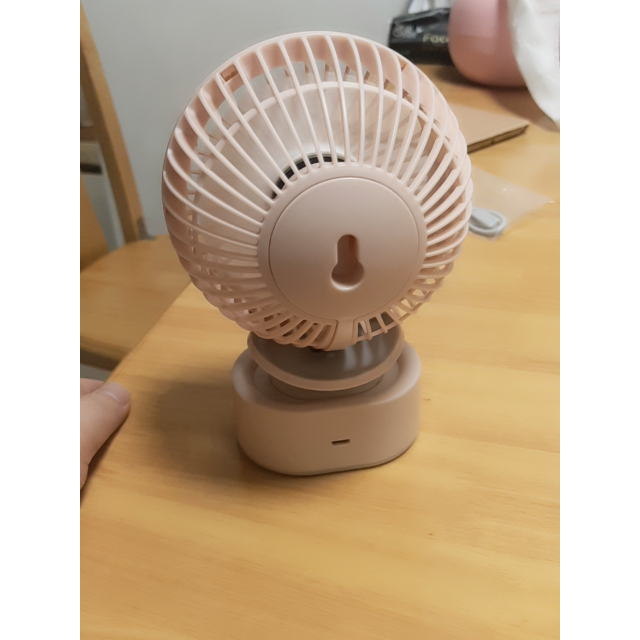 小熊(bear)电风扇 dfs-a04f1 粉色 迷你便携式办公室台式小风扇学生小