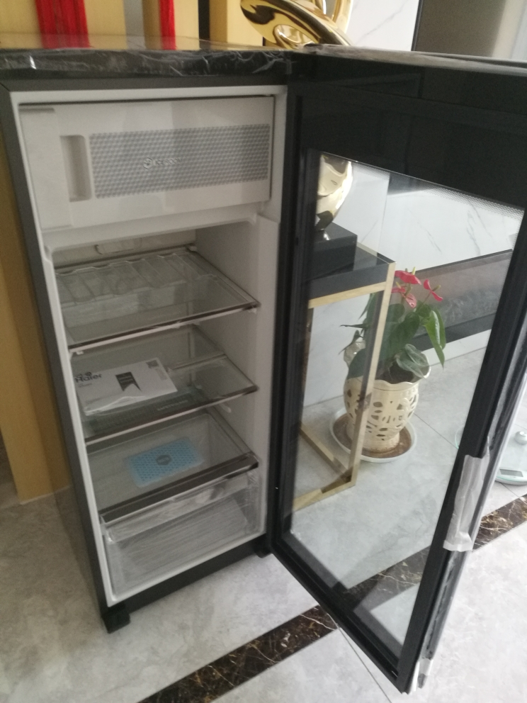 海尔(haier)lc-158dh 158升 家用冷冻冰柜酒柜大容量立式红酒柜恒温